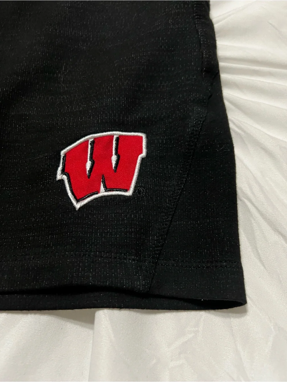 Colosseum Wisconsin Badgers Men’s Athletic Shorts • Size small